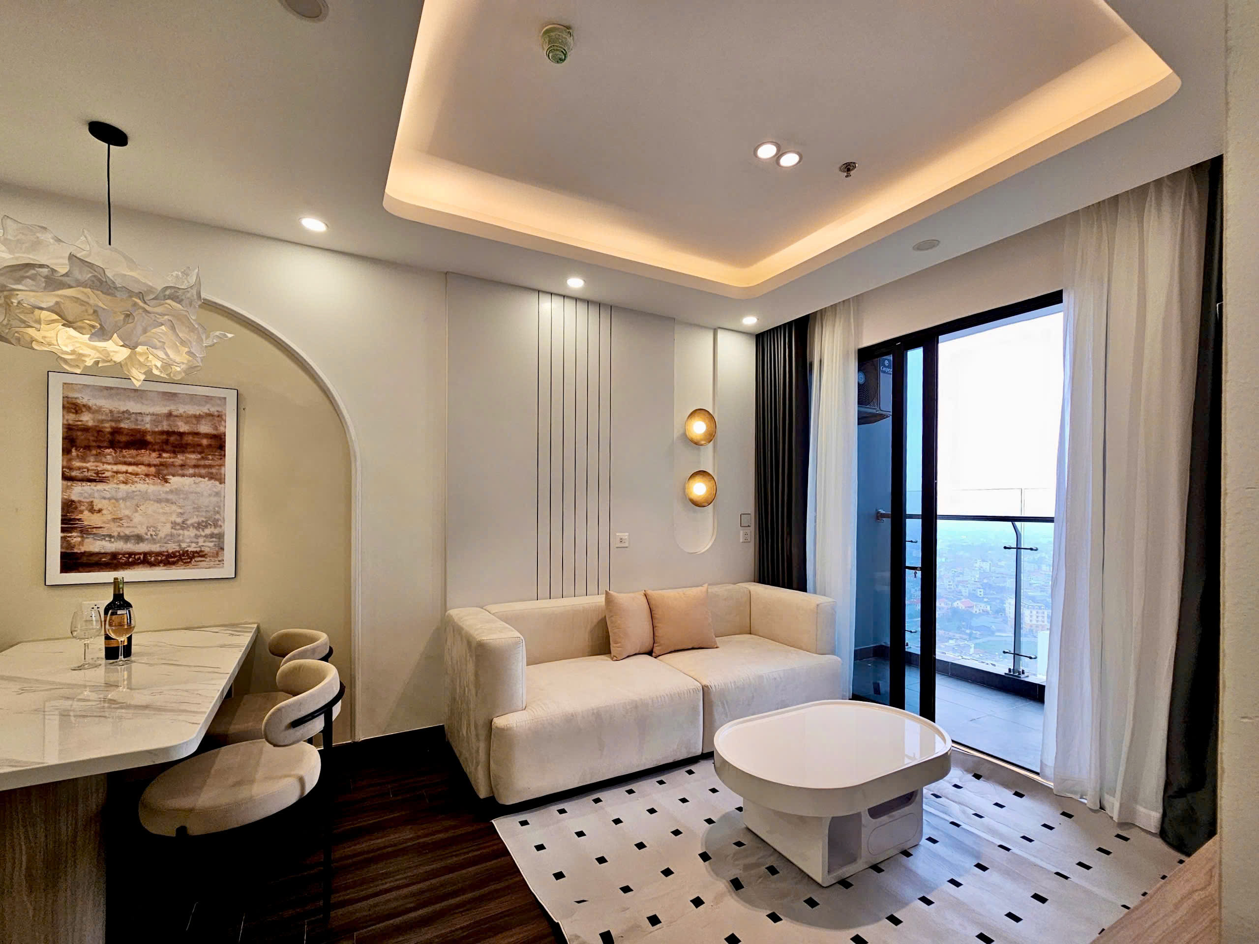 LOTUS / 2 BED ROOM /